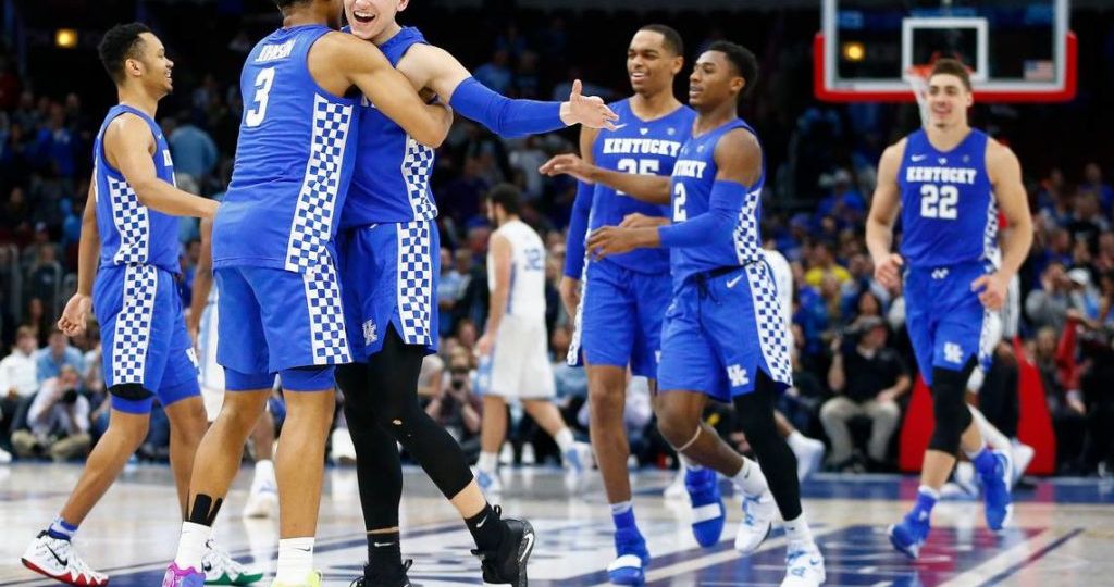 the-college-experience-college-basketball-top-25-rankings-aaf
