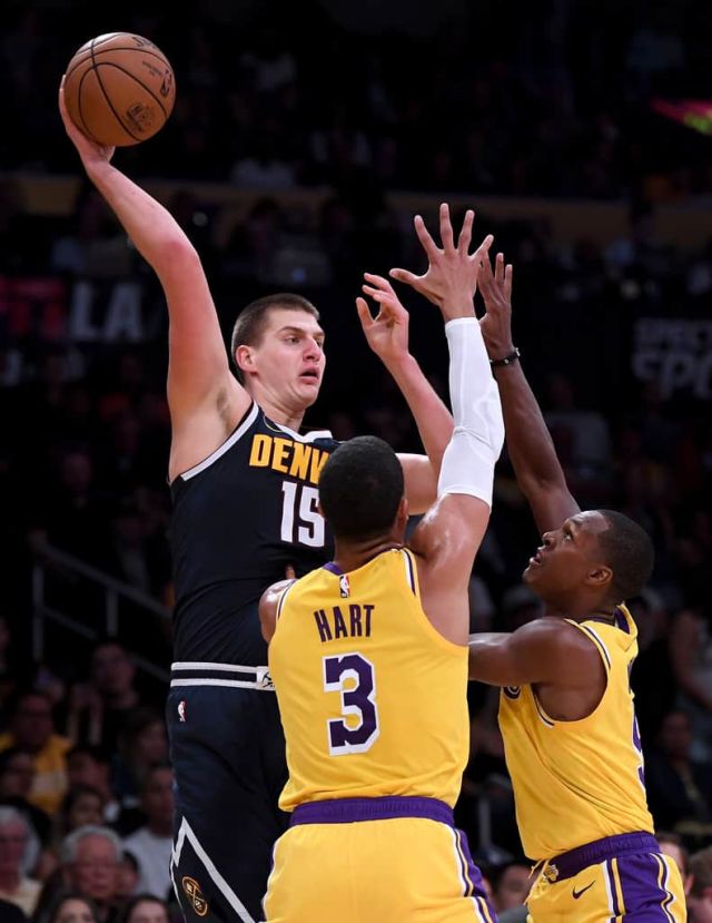 Daily Fantasy Basketball Cores, Pivots, and Strategy: DFS Devil's Advocate (Wednesday, March 6th, 2019)