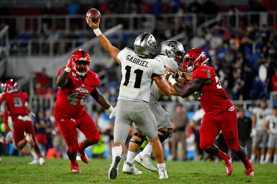 College Football Daily Fantasy Picks for Week 10: Best DraftKings, FanDuel Plays (Saturday, November 2nd)