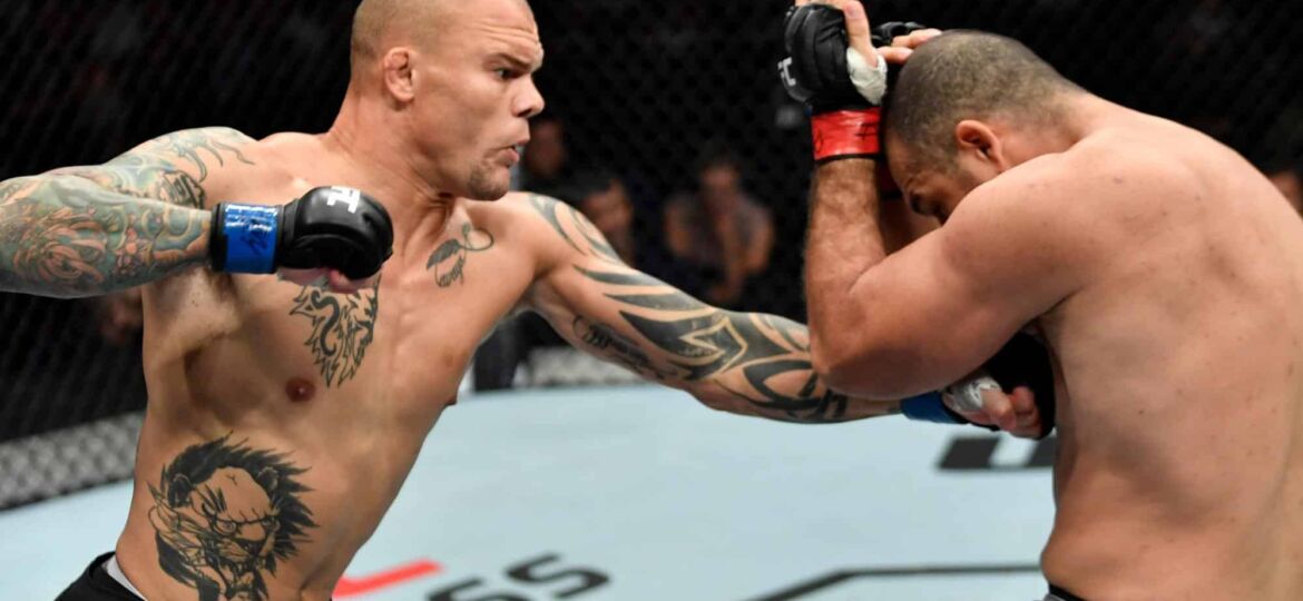 UFC Fight Night: Smith vs. Teixeira Odds, Predictions, Picks For Every Fight