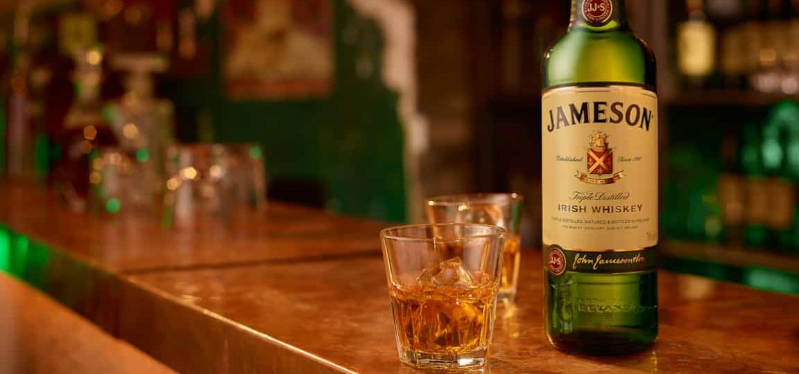 10 Best Whiskeys to Drink While Watching Sports