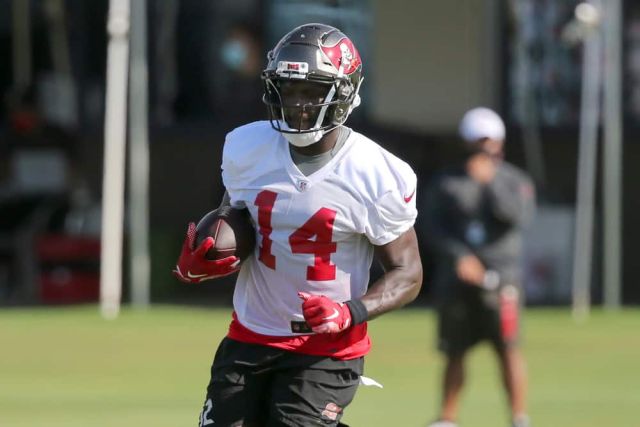 draft kings best ball hard knocks review