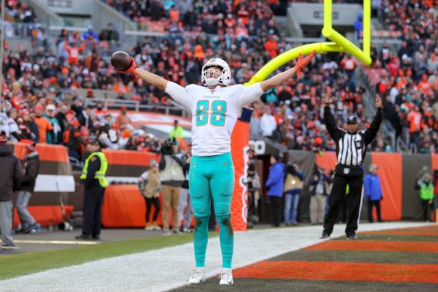 DraftKings Thursday Night Showdown Picks Dolphins vs Jaguars