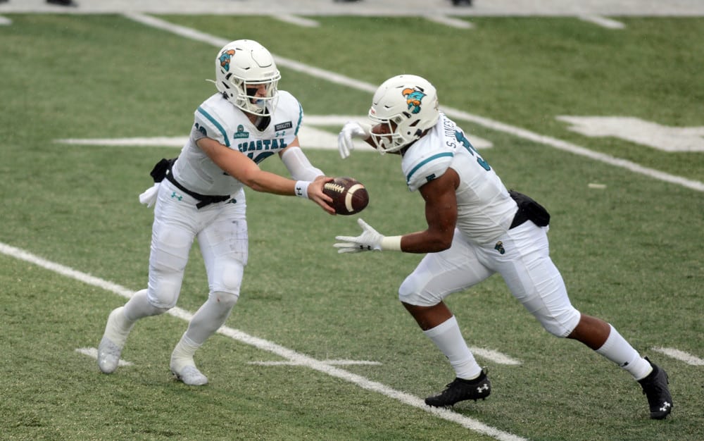 Liberty vs Coastal Carolina Preview | The College Experience (Ep. 413)
