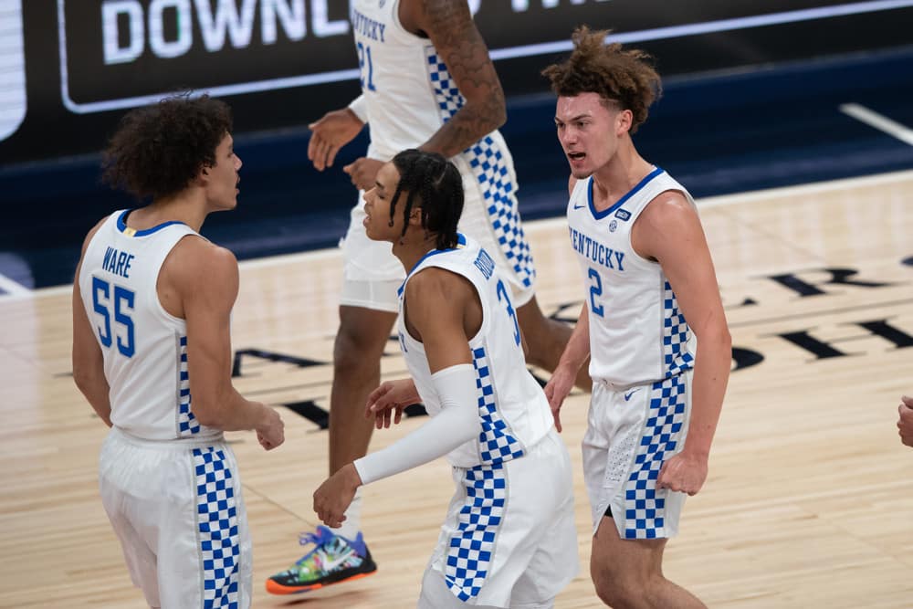 College Basketball Review & College Football Talk | The College Experience (Ep. 537)