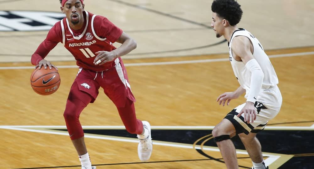 Arkansas vs Oral Roberts Preview | The College Experience (Ep. 618)