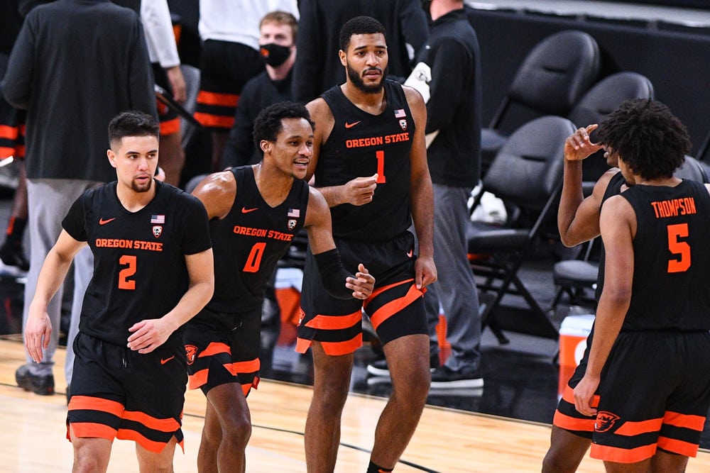 Oregon State vs Loyola Chicago Preview | The College Experience (Ep. 617)