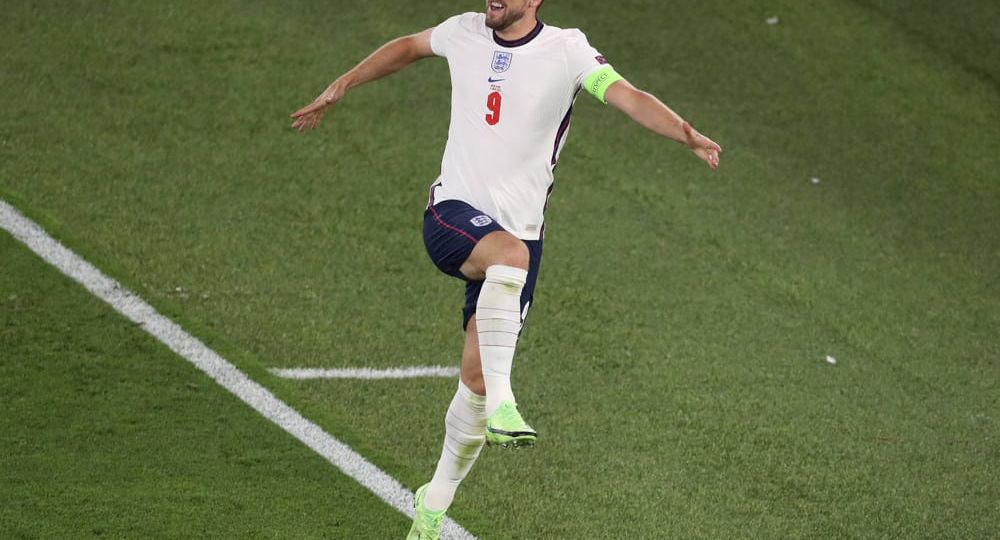 Euro 2020 Picks + Semifinals | The Striker Podcast (Ep.8)