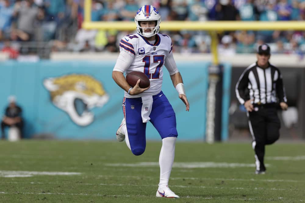 NFL Thanksgiving Day Betting Odds, Picks, & Predictions