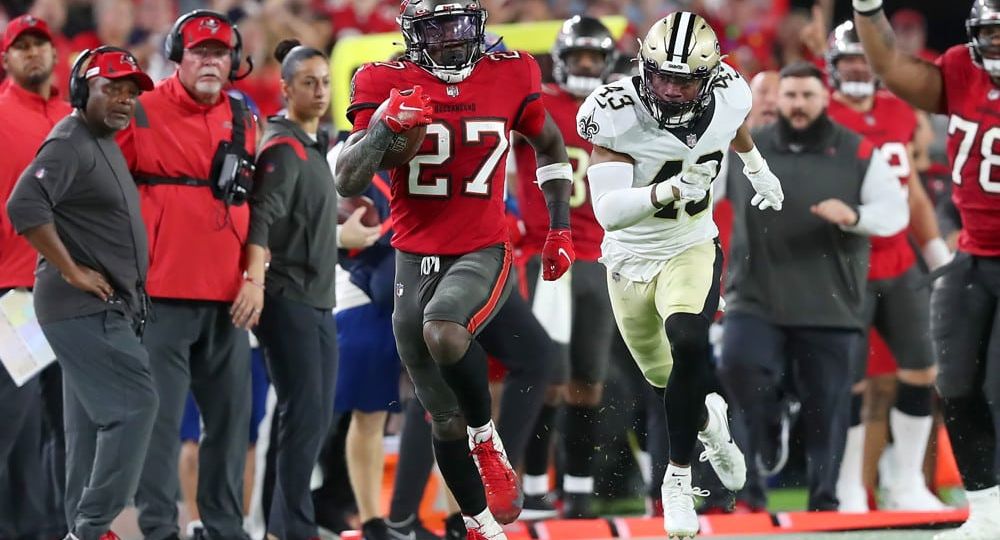 NFL Week 16 Start or Sit I SGPN Fantasy Football Podcast (Ep.55)