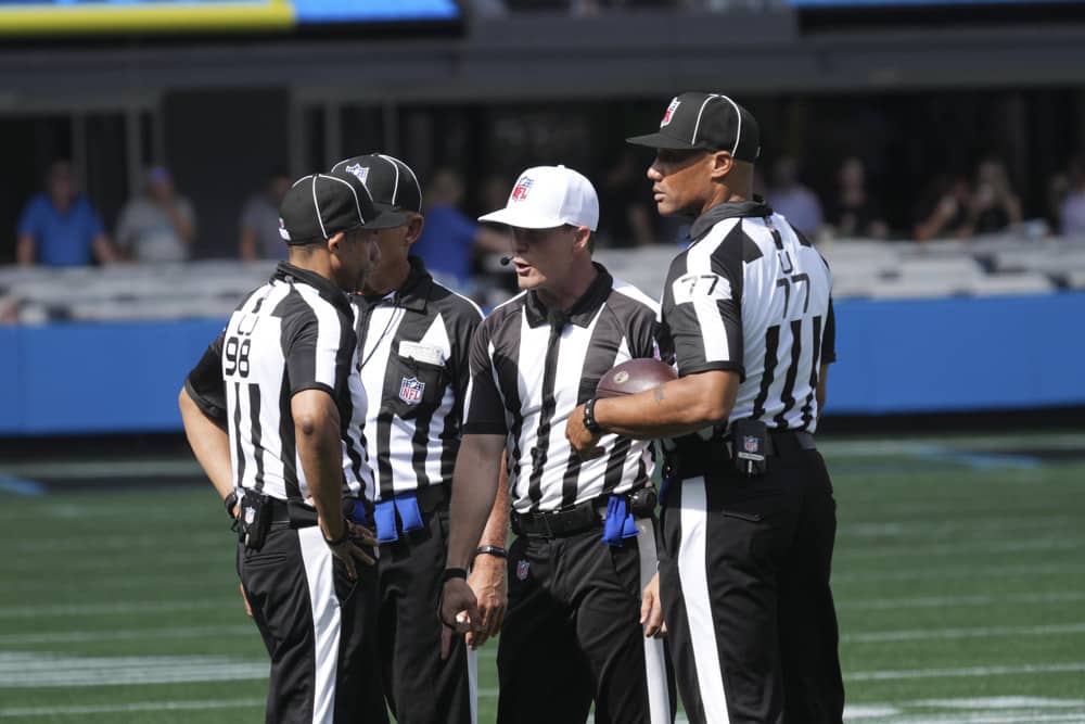 NFL Week 17 Referee Report: Betting Trends and Stats 