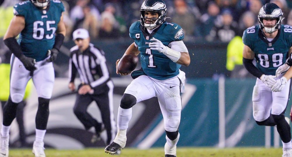 Top 10 DFS Stacks for Week 16