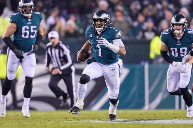 Top 10 DFS Stacks for Week 16