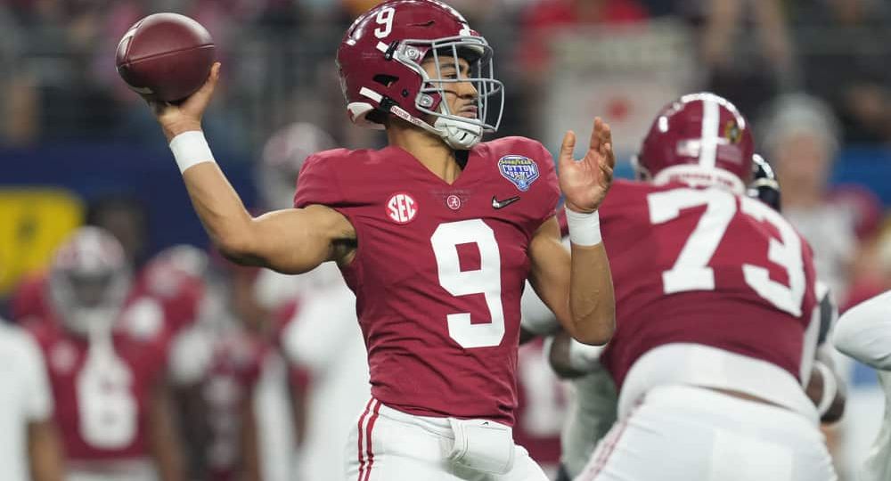 FCS & FBS National Championship Preview | The College Football Experience (Ep. 917)