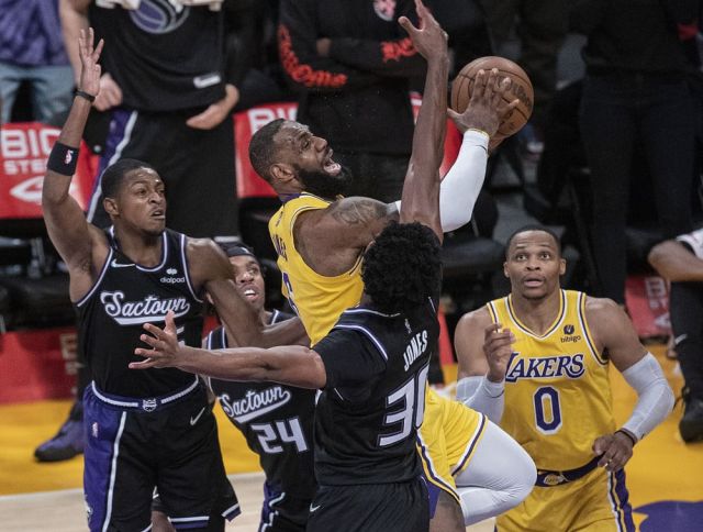 NBA: JAN 04 Kings at Lakers
