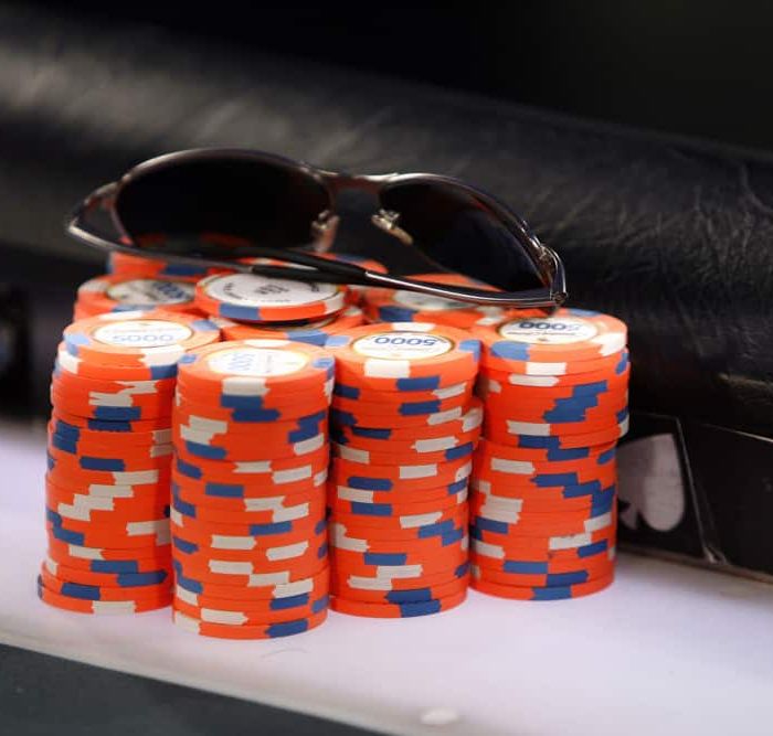 Looking for info on live dealer casinos? We've got you covered with things you need to know about online casinos games