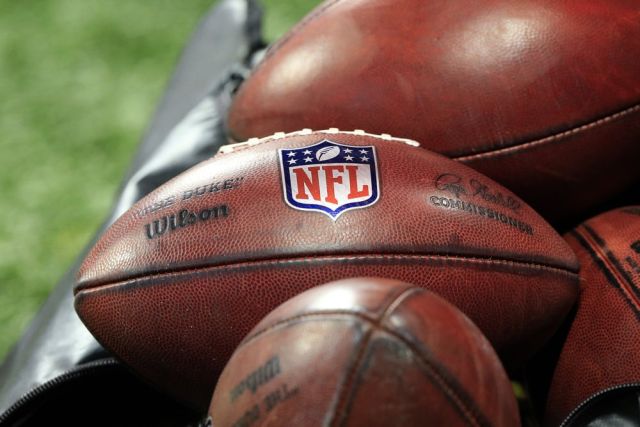 NFL: JAN 09 Saints at Falcons