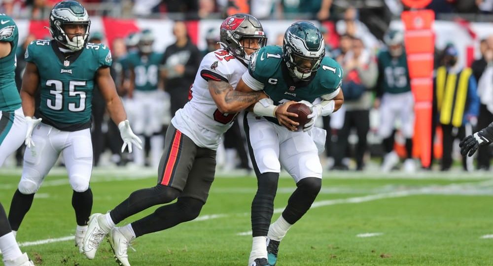 Eagles-Lose-To-The-Bucs-Is-Hurt-The-Guy