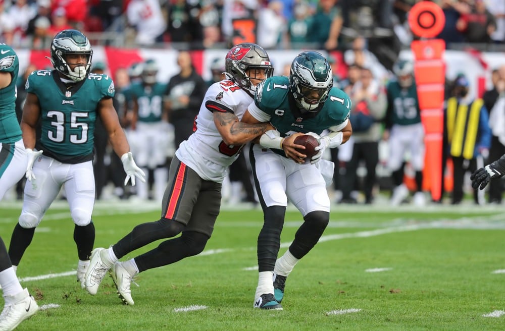 Eagles-Lose-To-The-Bucs-Is-Hurt-The-Guy