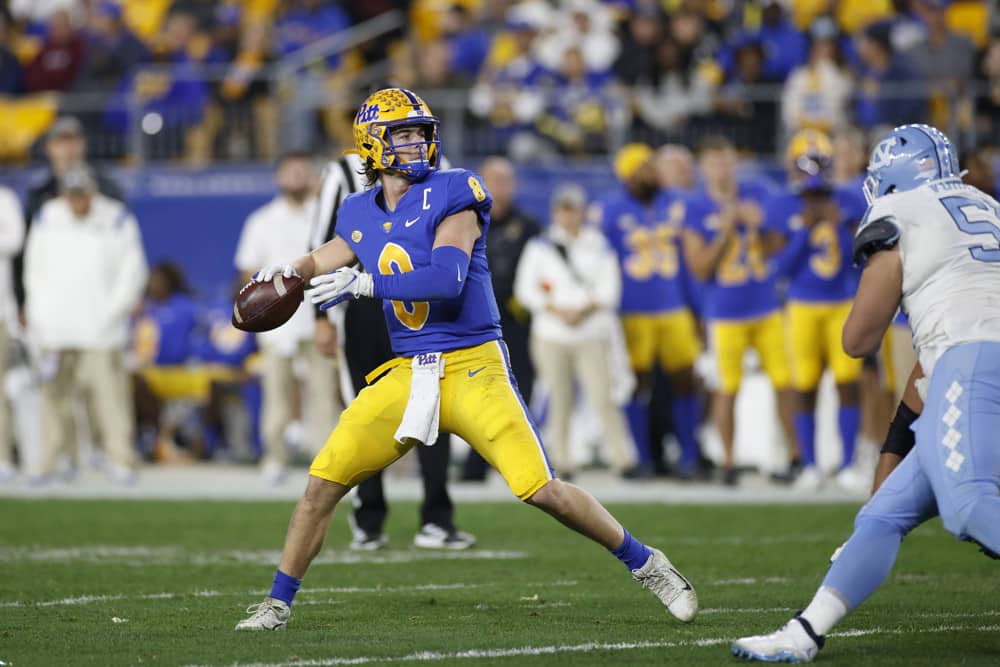 Top 2022 NFL Draft Prospects: Rookie Quarterbacks - Sports Gambling Podcast