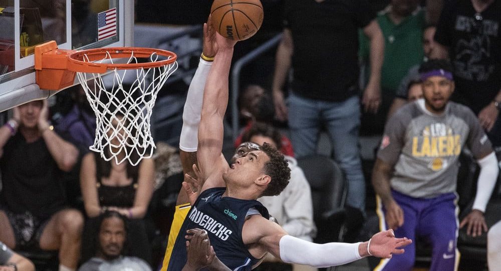 Dwight Powell