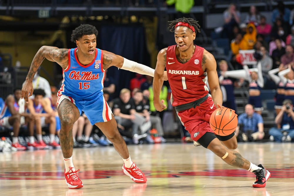 Elite 8 CBB DFS Picks: NCAA Tournament Picks & Value Plays (Saturday)