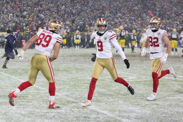 Larry The Cable Guy, Robbie Gould + Kevin Millar
