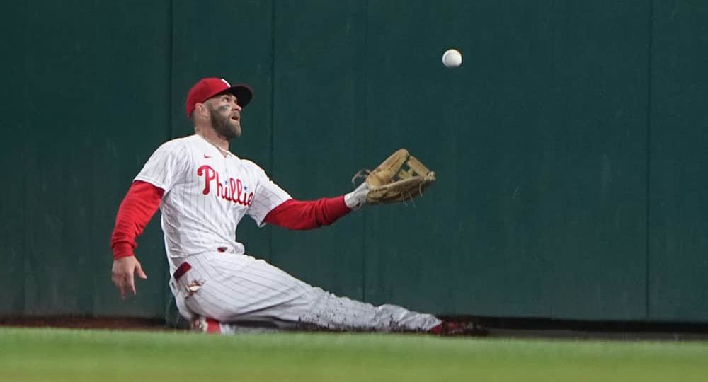 MLB Tuesday Betting Predictions - April 19th, 2022 | MLB Gambling Podcast (Ep. 81)