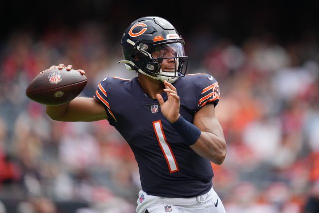 NFL Thursday Night Football: Commanders vs. Bears Picks + DFS Preview | NFL Gambling Podcast (Ep. 47)