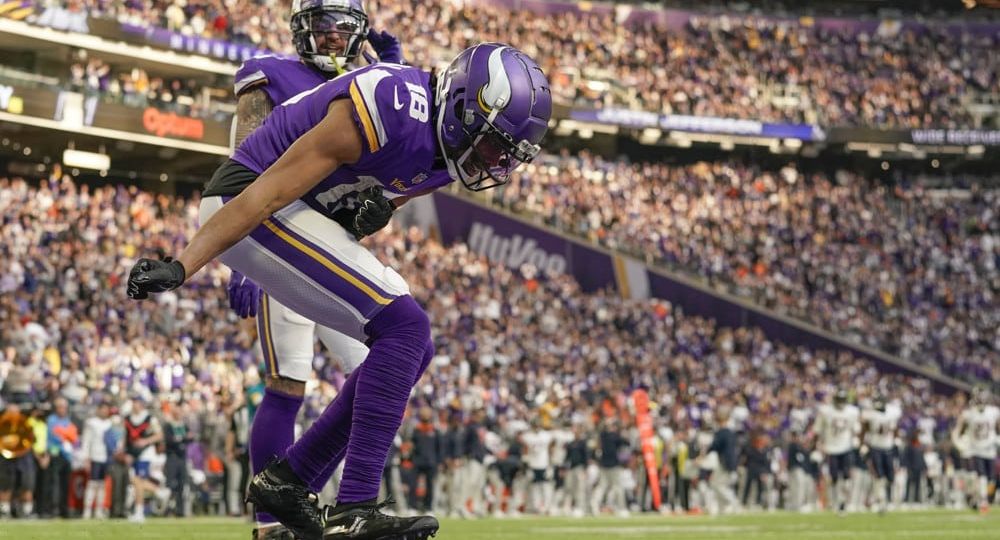 2022 Fantasy Football Auction Values - Wide Receivers | SGPN Fantasy Football Podcast (Ep. 132)
