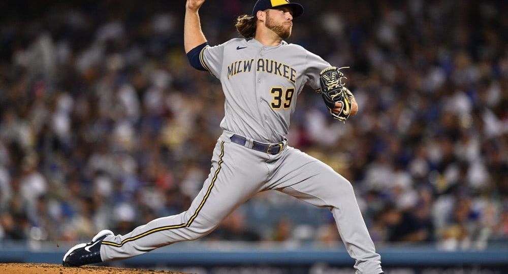 MLB: AUG 23 Brewers at Dodgers