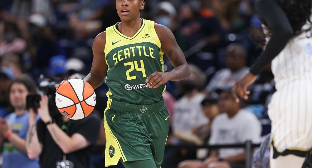 WNBA Betting Picks – 8/22/23 | WNBA Gambling Podcast (Ep. 77)