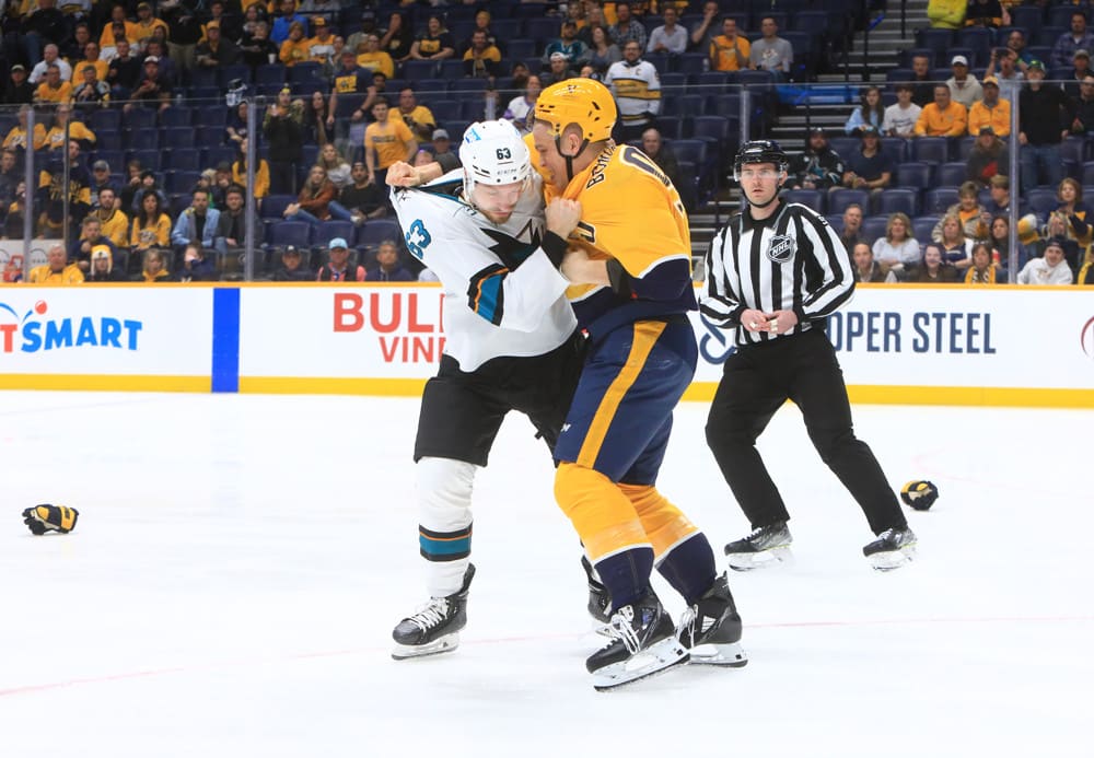 Hiu vs. Predator Pilihan Game Pembuka NHL + Nilai Piala Stanley |  Podcast Perjudian Hoki (Ep. 78)