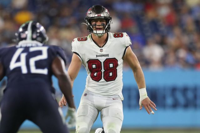 NFL: AUG 20 Preseason - Buccaneers at Titans