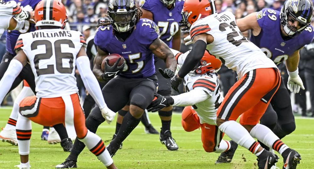 FANTASY FOOTBALLFantasy Football Week 7 Waiver Wire Targets And FAAB | SGPN Fantasy Football (Ep. 203)
