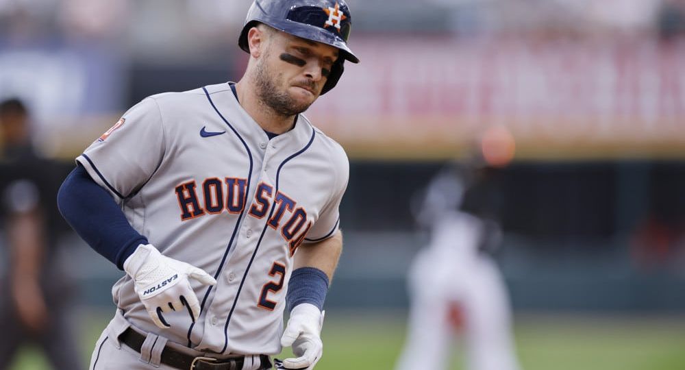 World Series Predictions - MLB Betting Picks, 10/26/22 | MLB Gambling Podcast (Ep. 231)