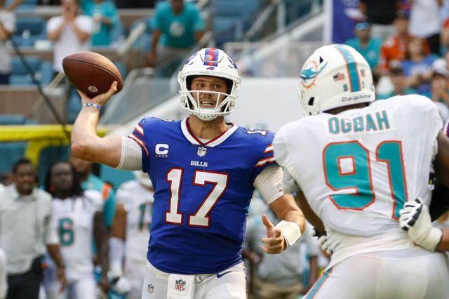 NFL: SEP 25 Bills at Dolphins