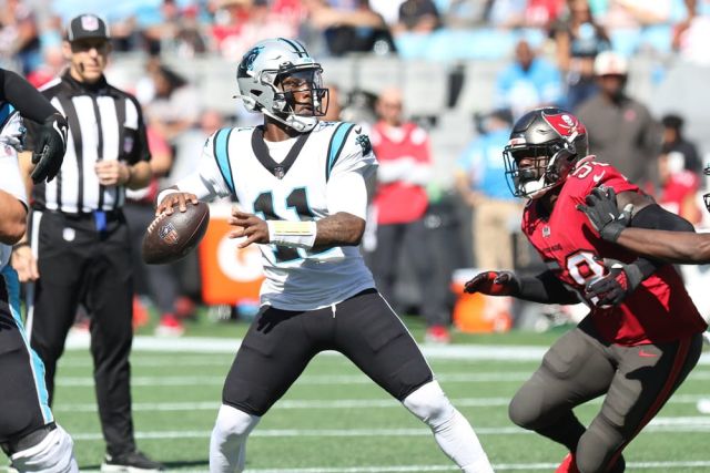 NFL: OCT 23 Buccaneers at Panthers