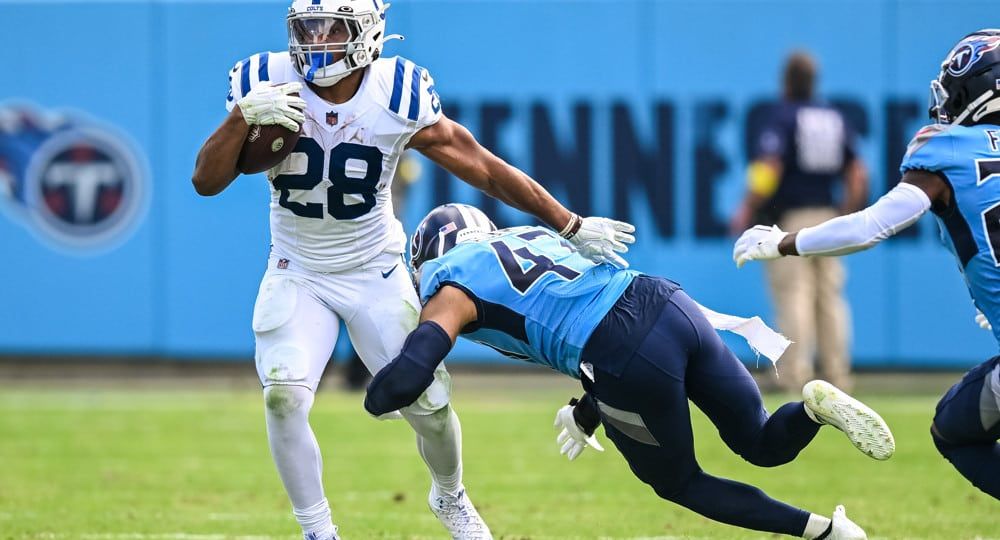 NFL: OCT 23 Colts at Titans