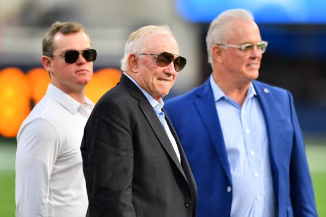 NFL: AUG 20 Preseason - Cowboys at Chargers