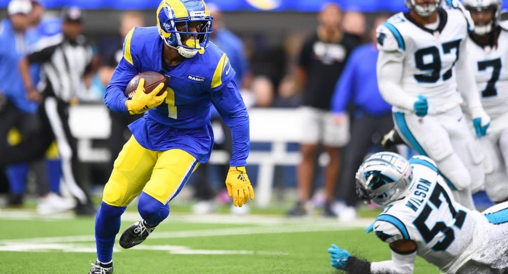 NFL: OCT 16 Panthers at Rams