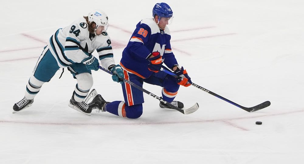Best Fantasy Hockey Waiver Wire Pickups: Nov 3rd