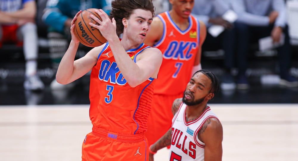 NBA: FEB 12 Thunder at Bulls