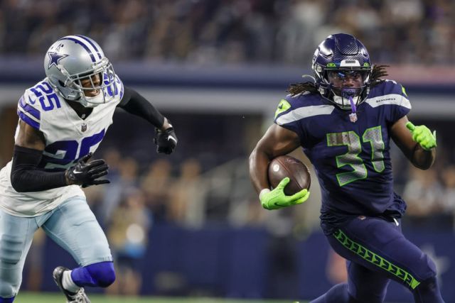 NFL: AUG 26 Preseason - Seahawks at Cowboys