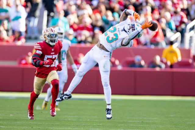 NFL: DEC 04 Dolphins at 49ers