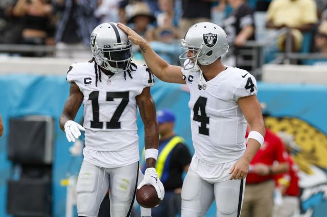 NFL: NOV 06 Raiders at Jaguars