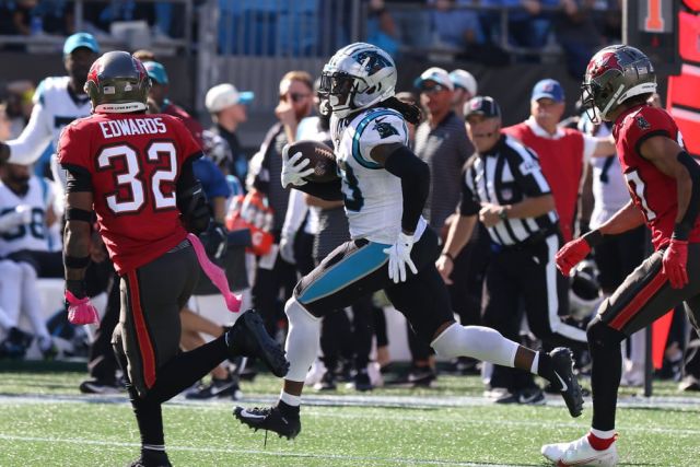 NFL Week 17 Sunday’s Best Bets and Props