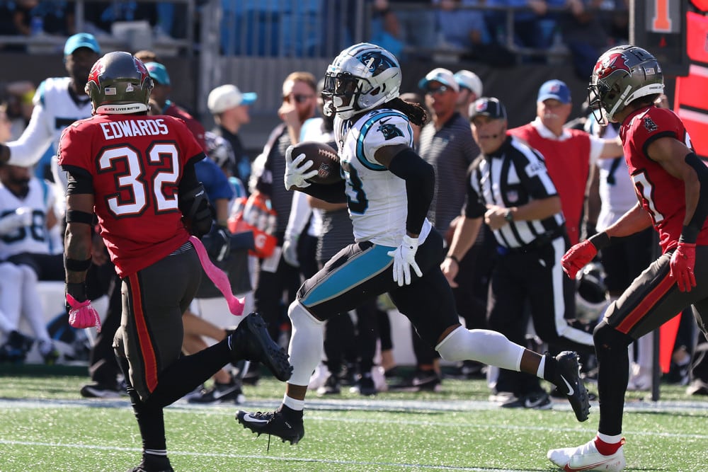 NFL Week 17 Sunday’s Best Bets and Props