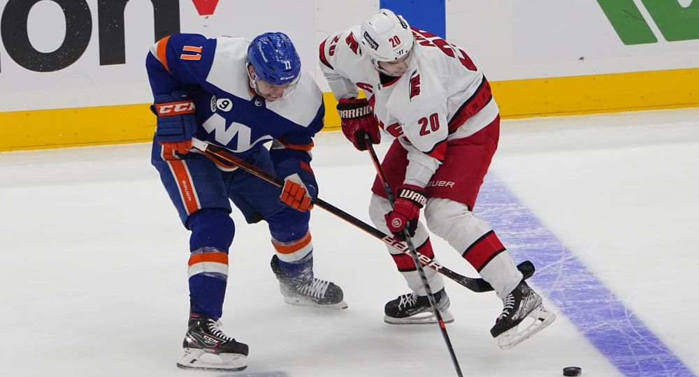 NHL Picks, Predictions, & Best Bets (Saturday, Dec. 10) + Avalanche in trouble? | Hockey Gambling Podcast (Ep. 106)