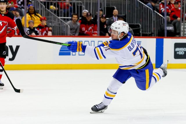 NHL: APR 21 Sabres at Devils